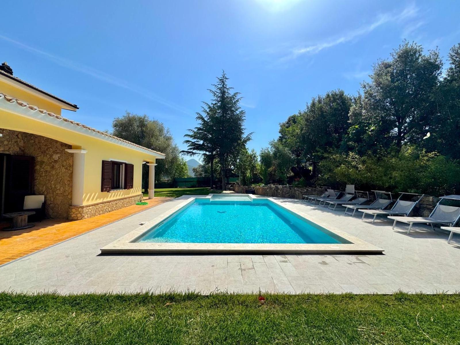 Villa With Pool カルデードゥ エクステリア 写真