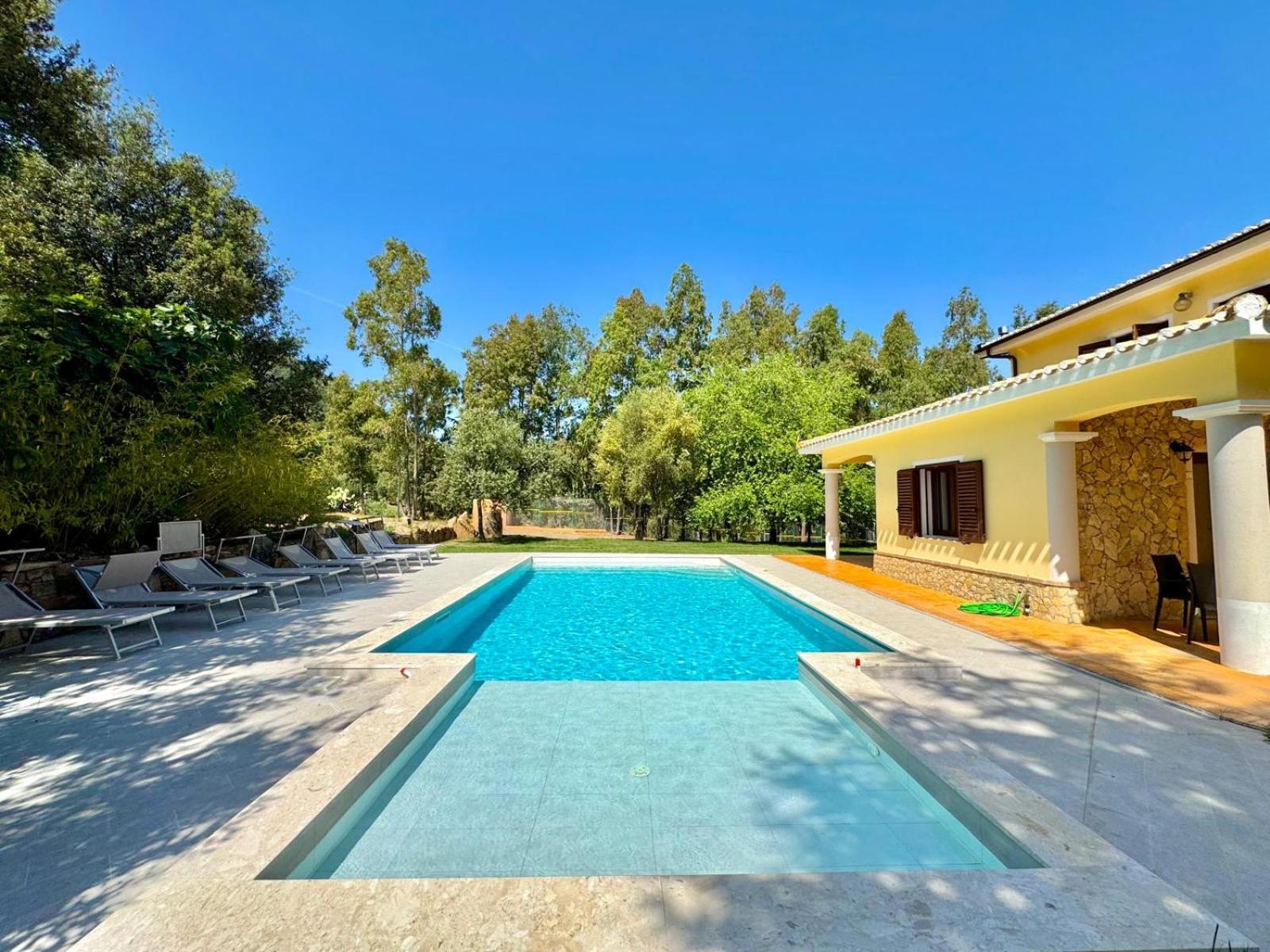 Villa With Pool カルデードゥ エクステリア 写真